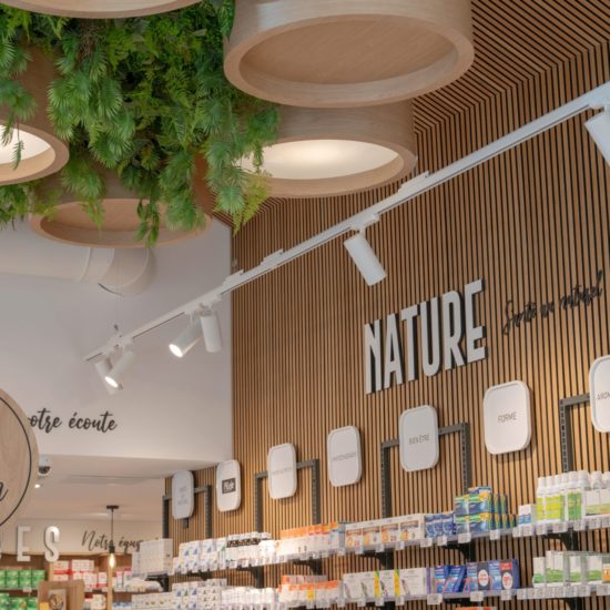 Cubik-Agenceur-Pharmacie-des-Domes-Pontgipaud-51