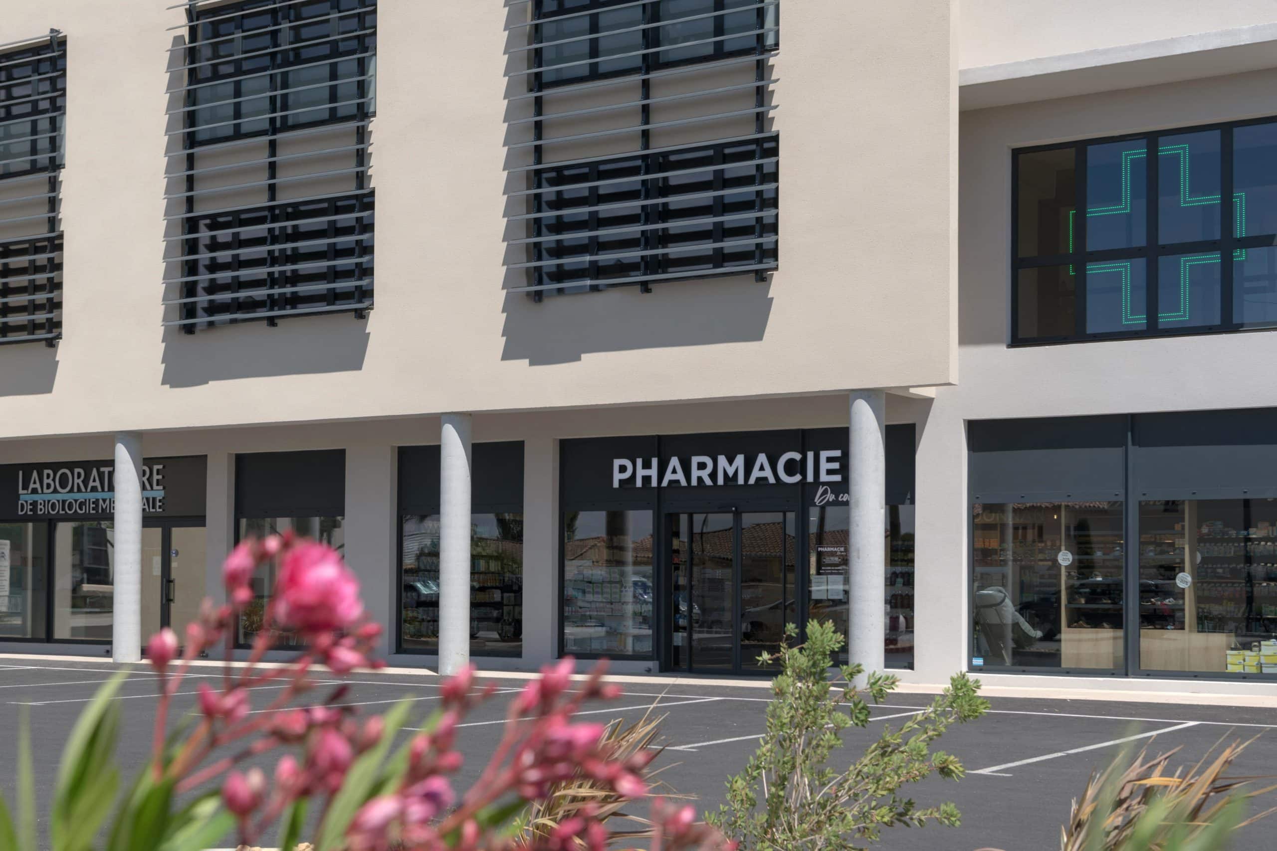 Cubik-Agenceur-Pharmacie-du-Cours-Mazan-14-min