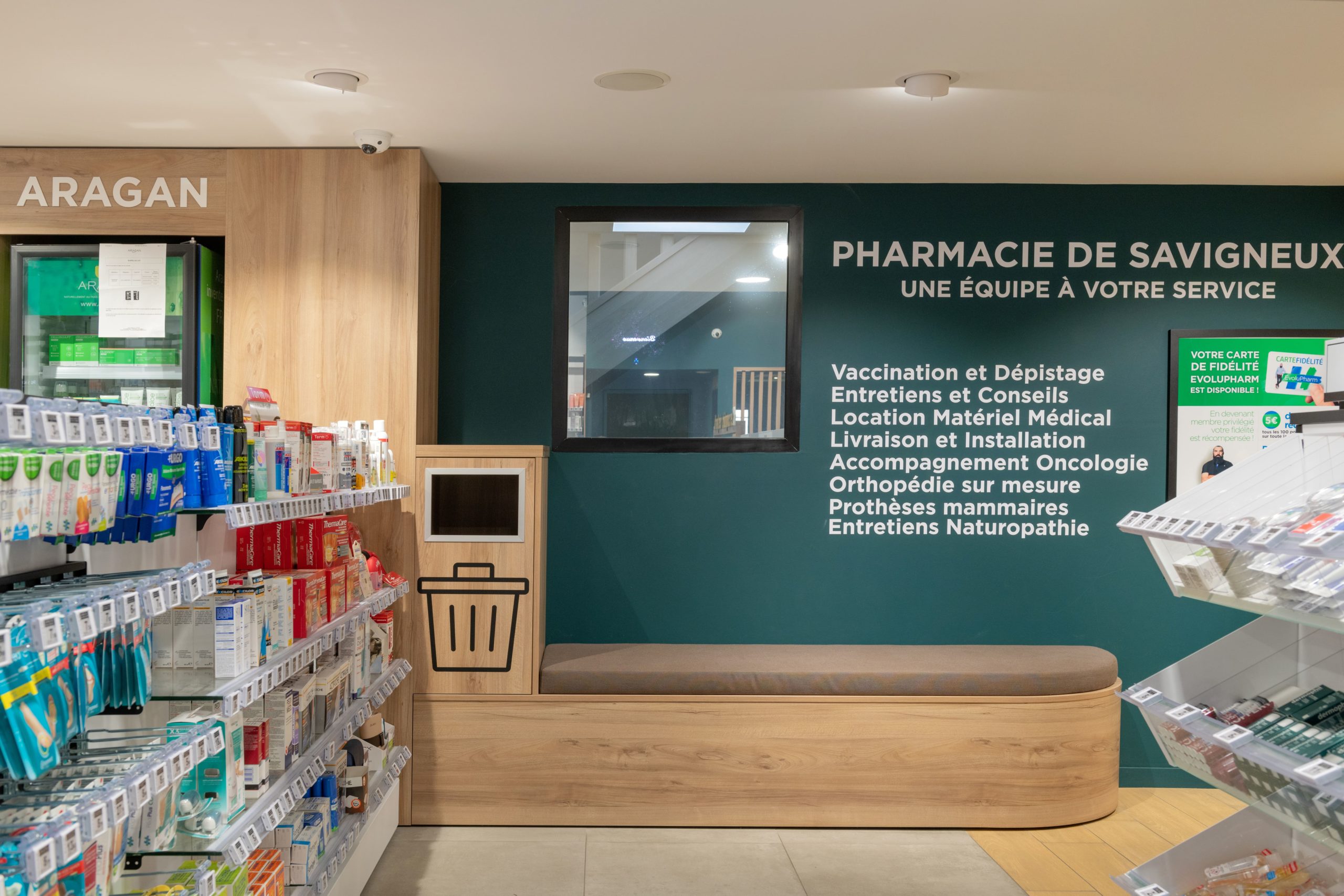 Cubik-Agenceur-Pharmacie-Savigneux-58